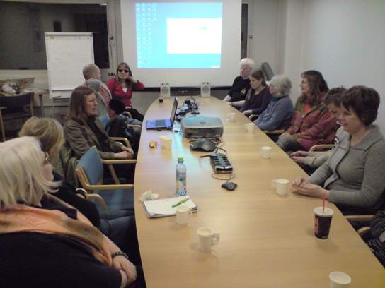 [Picture: audience at the film evening]